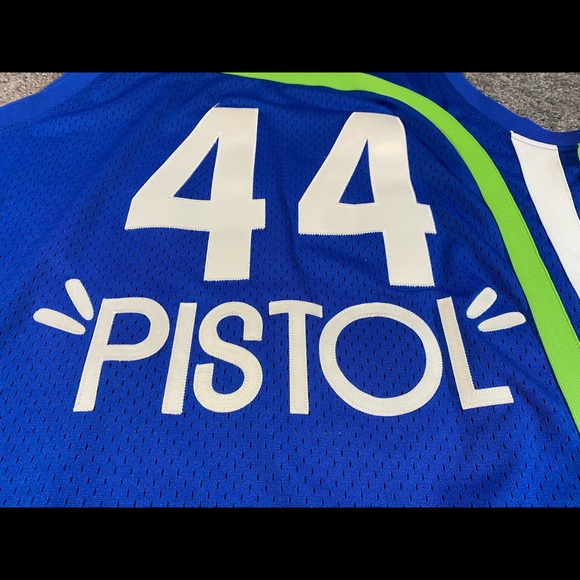 “Pistol” Pete Maravich Harwood Classic Jersey - Picture 2 of 6
